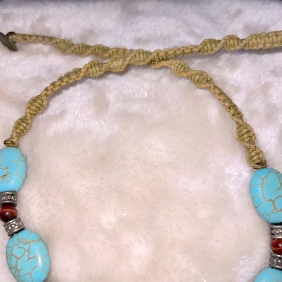 ✝️ BOHO 18” TURQUOISE & TIGERS EYE BEADED MACRAME NECKLACE w/SILVER-TONE ACCENTS - Picture 5 of 7